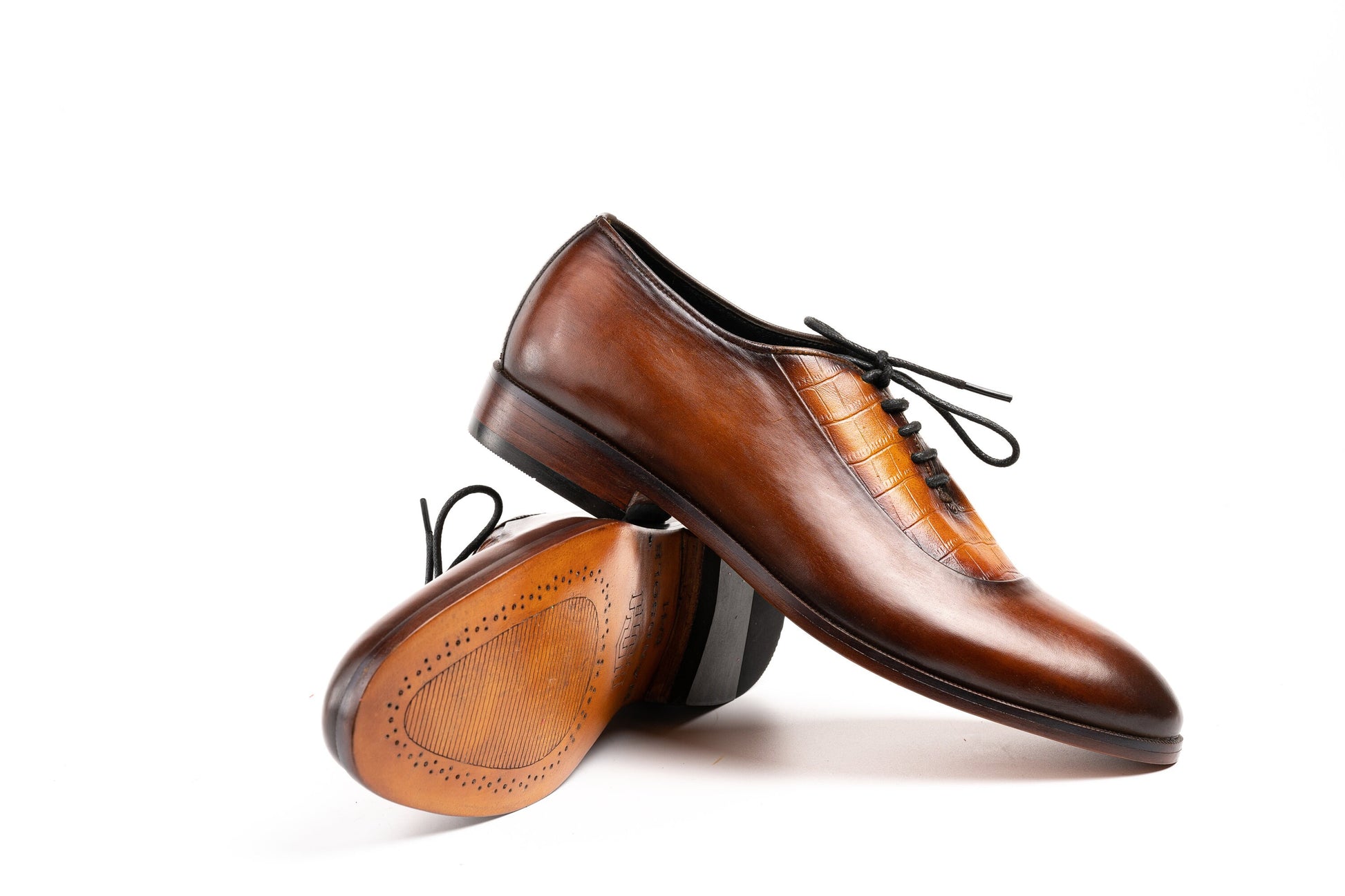 Real handmade Brown/Tan two toned Hand Dyed, Hand Stitched Oxford formal Shoes Made of full Grain Natural Crust leather With leather Sole Woozy Store