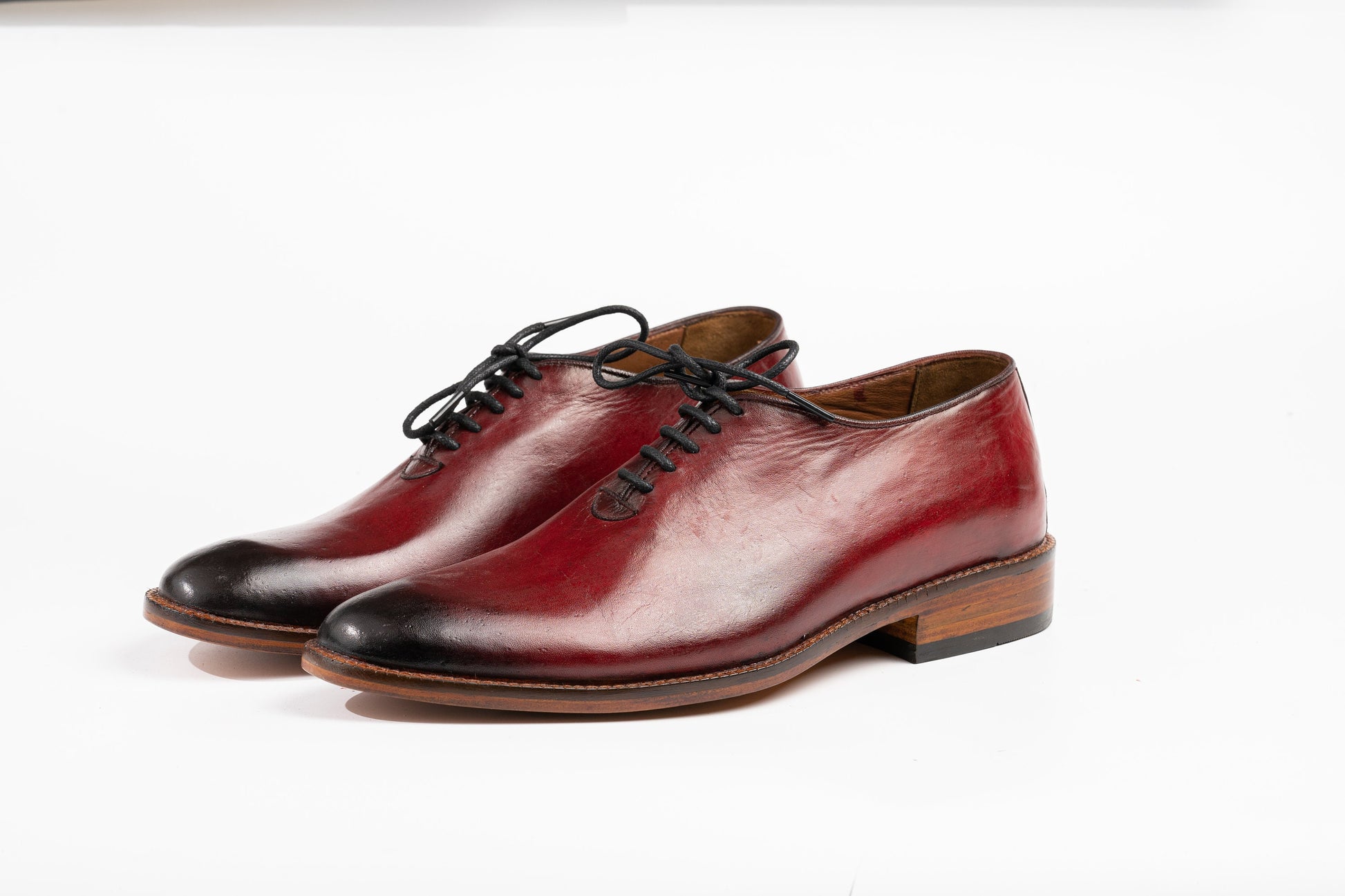 Red Wholecut Oxford Shoes Hand Welted Real Crust Leather Luxury Shoes Made To Order Customized Formal Shoes Suit Shoes Maroon Patina Shoes Woozy Store